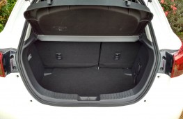 Mazda2, boot